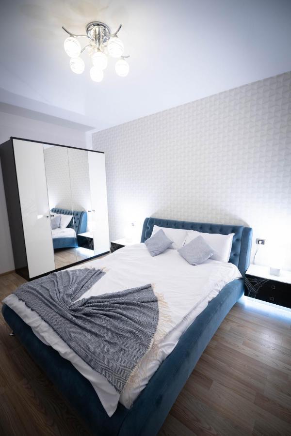 Isaran Coresi Apartment Brasov Ngoại thất bức ảnh