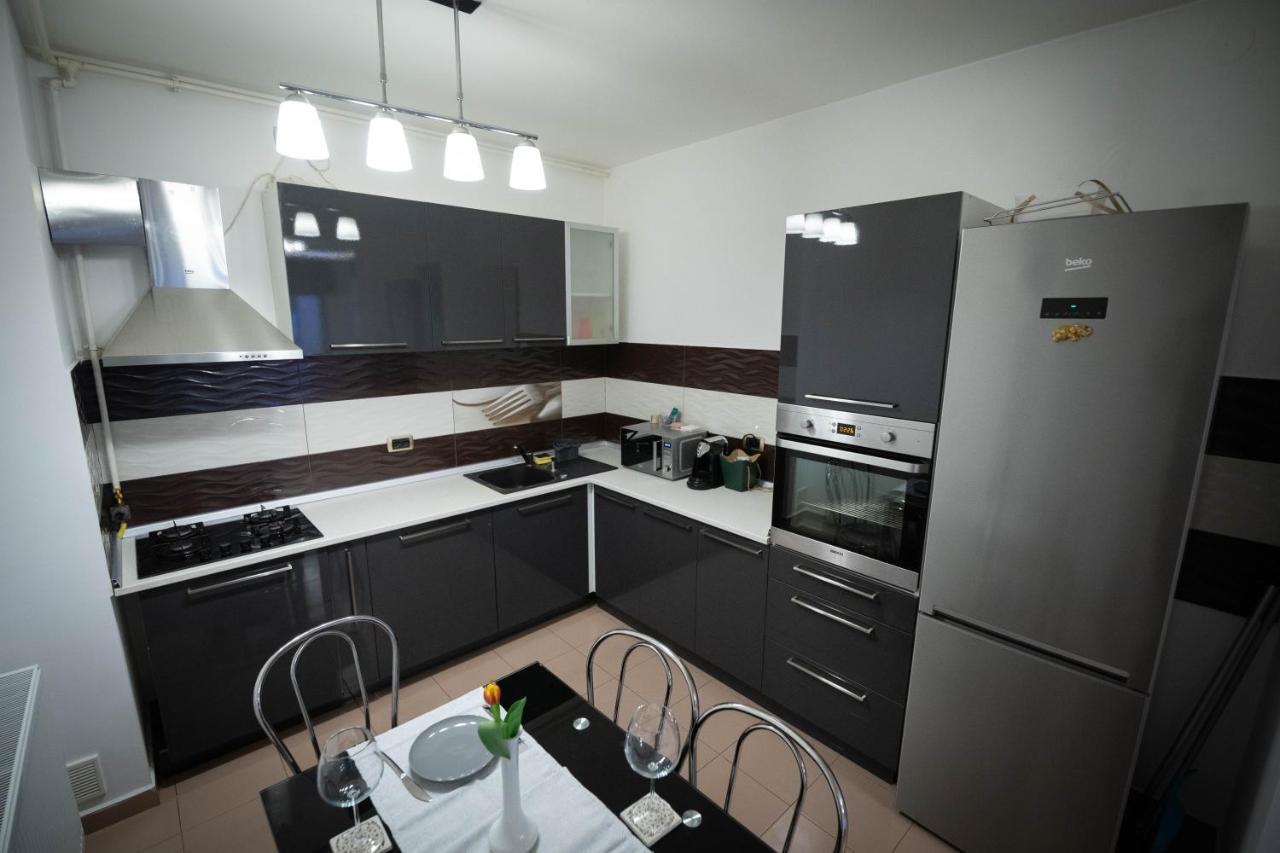 Isaran Coresi Apartment Brasov Ngoại thất bức ảnh