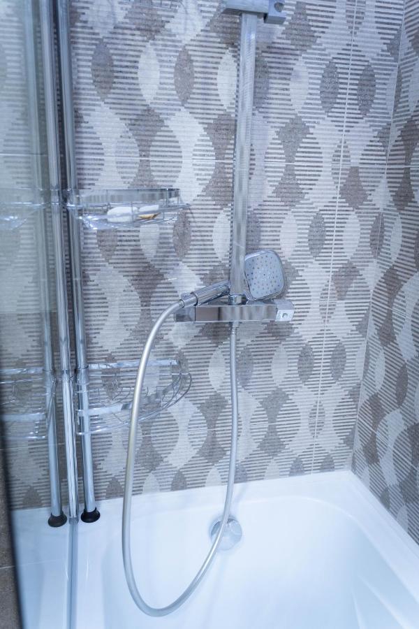 Isaran Coresi Apartment Brasov Ngoại thất bức ảnh